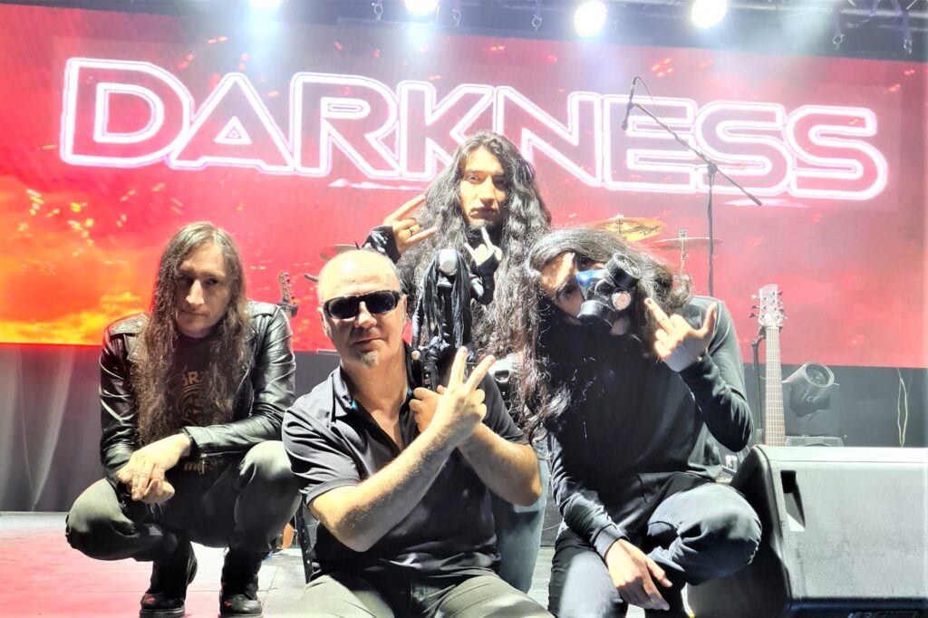 grupo 3 dakness