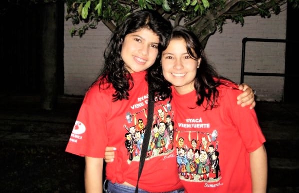 belen nina 2 2