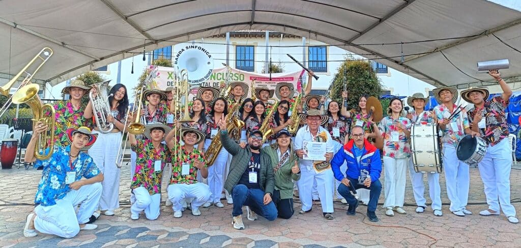 bandas chiquinaquira (1)