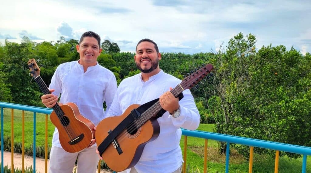 dueto maderas
