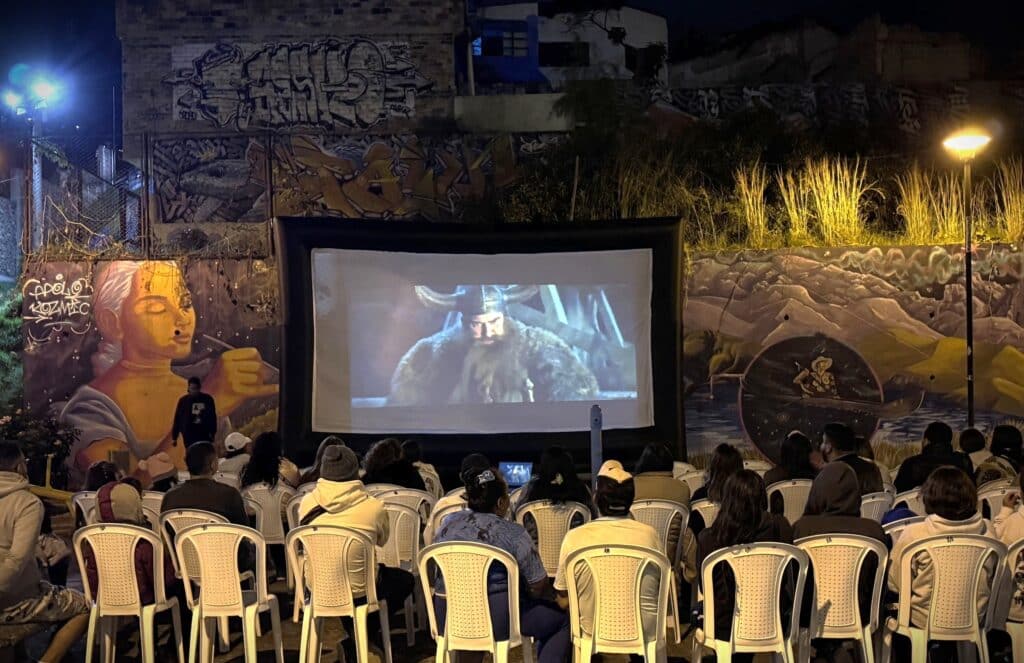 cine 2