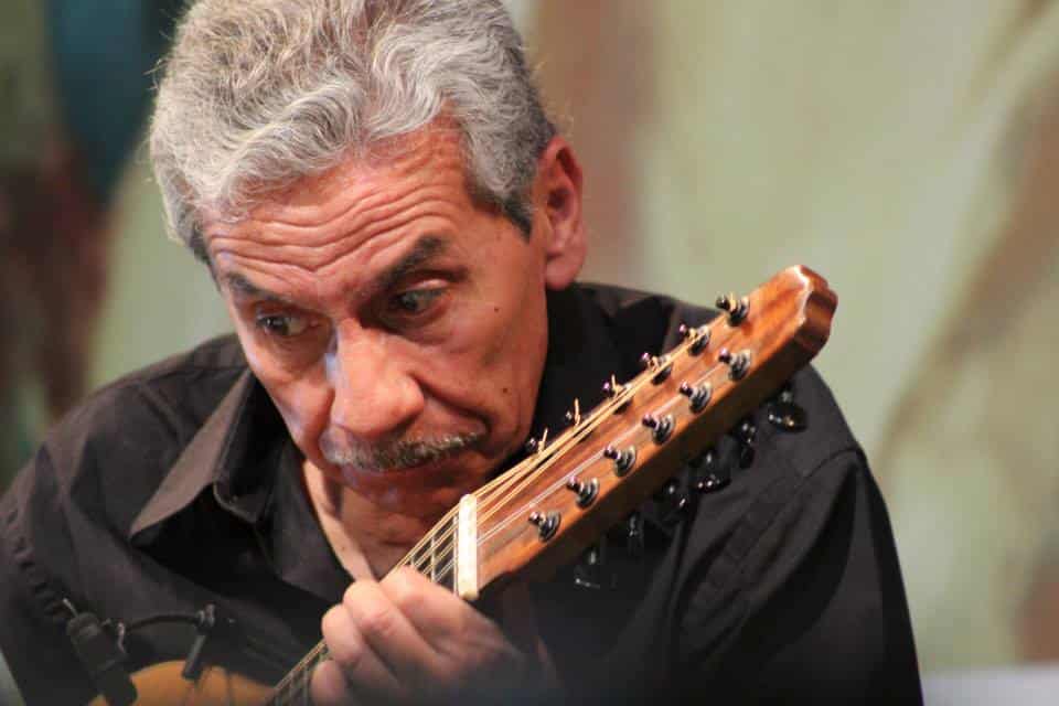 chino leon 6